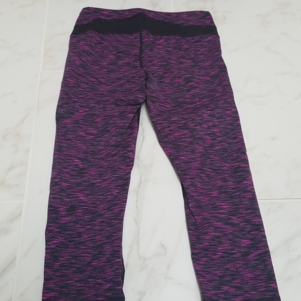 Lucy Power Max Hatha Collection Capris Leggings View 4